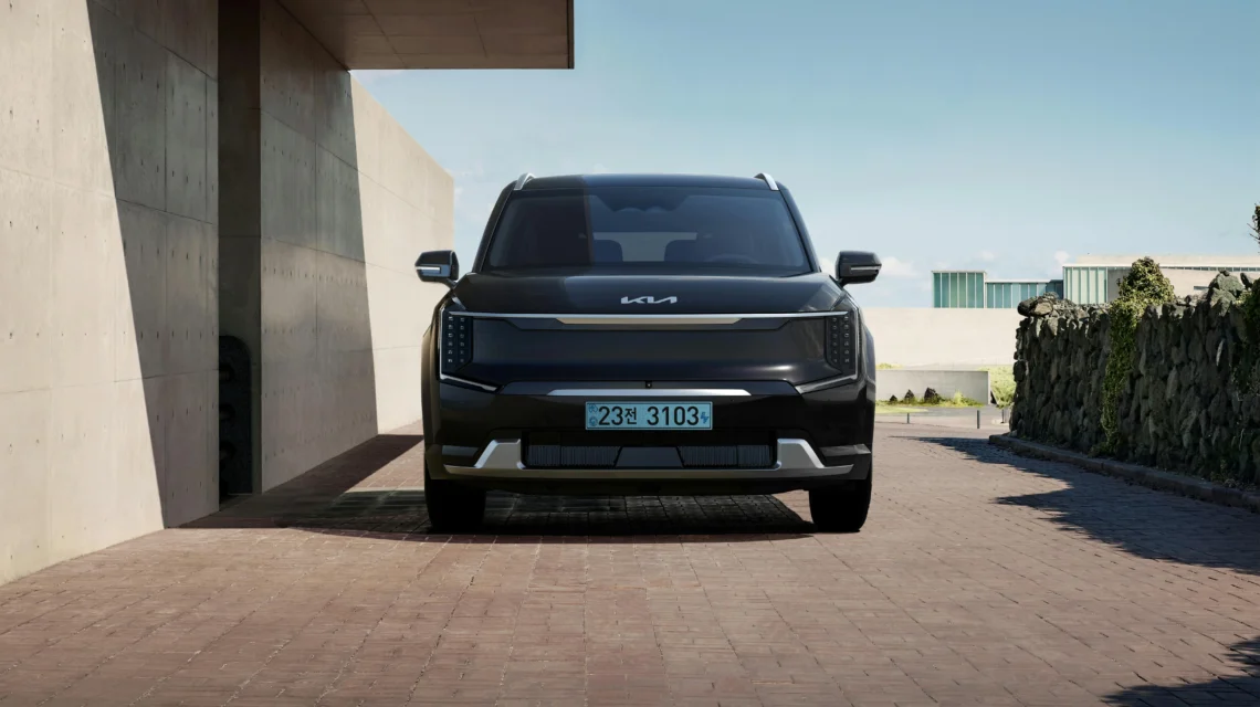 електрически автомобил