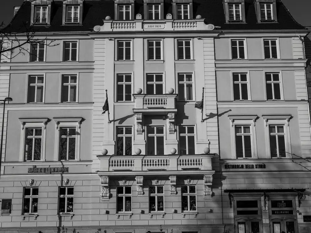 Бруталистката архитектура: между миналото и бъдещето