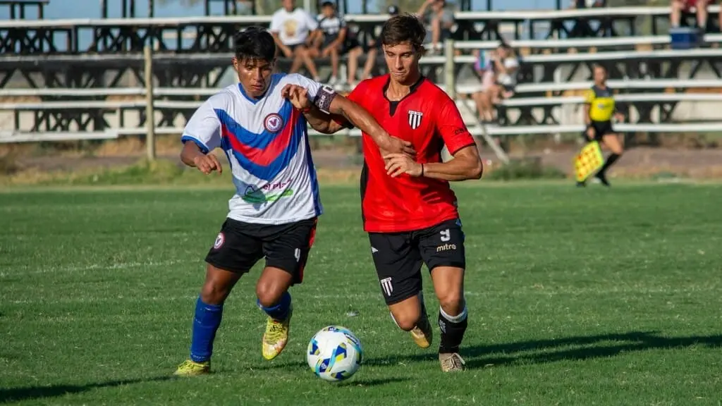 Какво означава футболно лидерство извън терена?