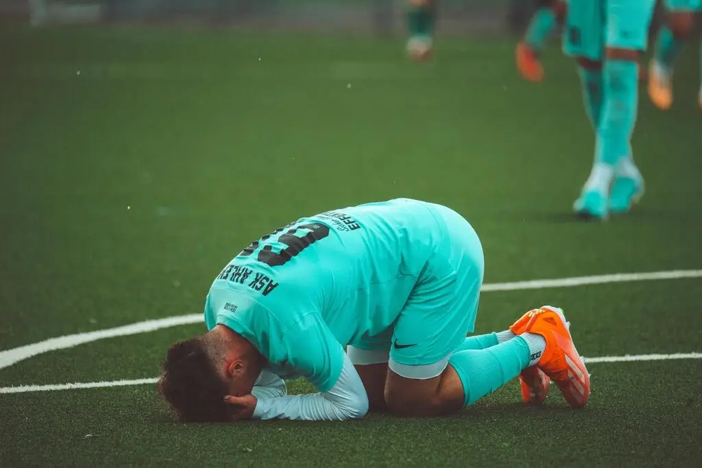 Мозъкът срещу тялото: психологически аспекти при дузпите