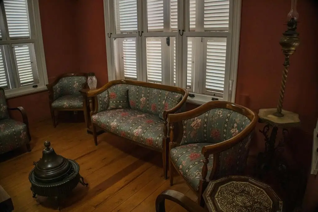 Как ретро креслото променя съвременния интериор